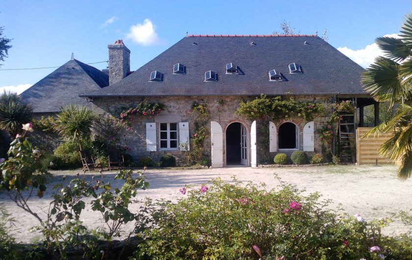 Location de vacances - Mas à Sainte-Marine - La facade Sud de la maison