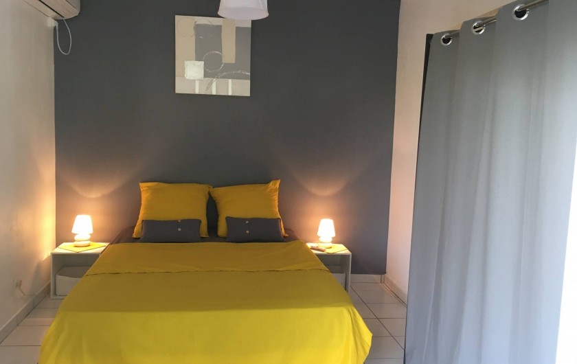 Location de vacances - Gîte à Sainte-Anne - chambre donnant sur la terrasse