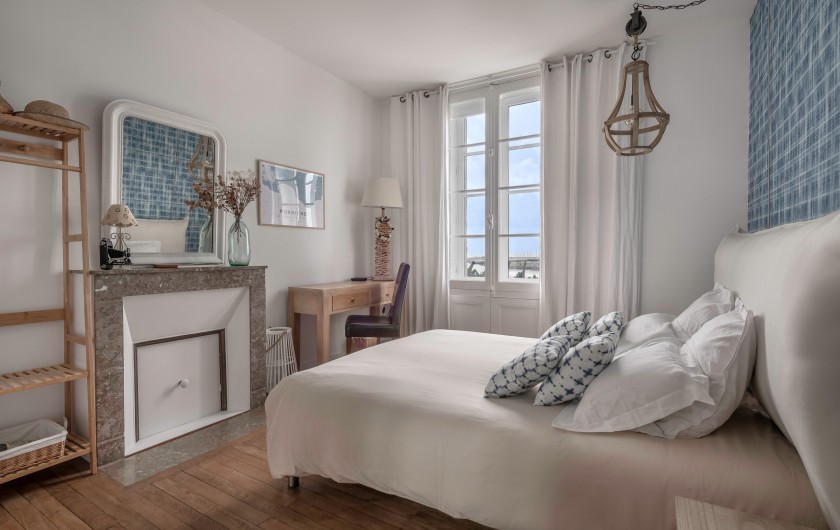 Location de vacances - Villa à Pornichet - 1 er étage, chambre face mer avec salle d'eau attenante, lit 160