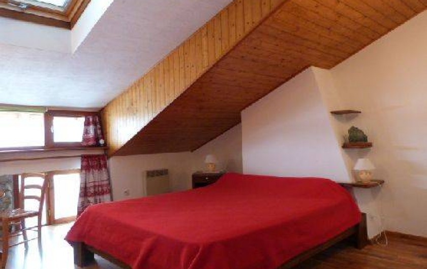 Location de vacances - Gîte à Saint-Clément-sur-Durance - Chambre Lys Martagon