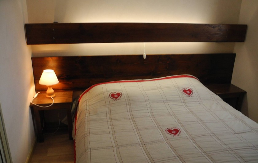 Location de vacances - Appartement à Mijoux - chambre