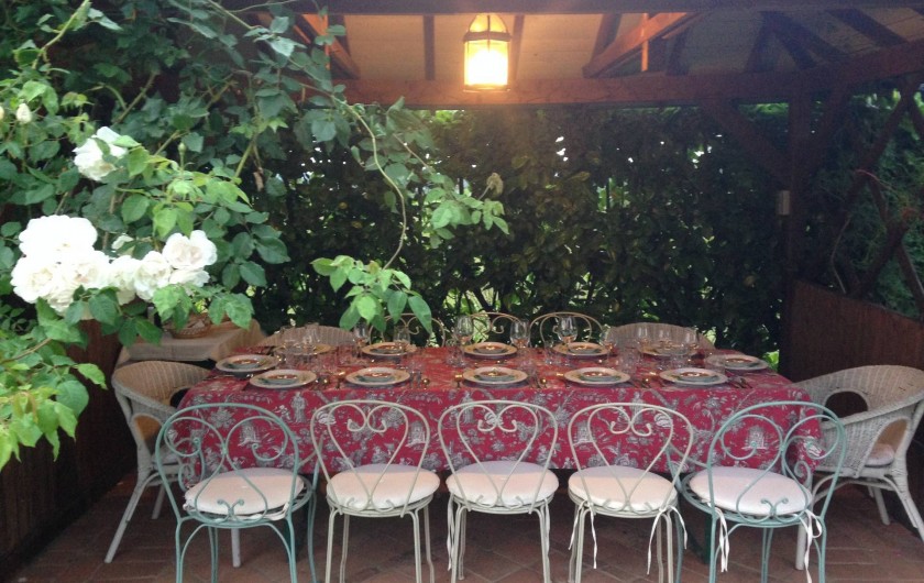 Location de vacances - Maison - Villa à Saint-Étienne-des-Oullières - Gazebo dining