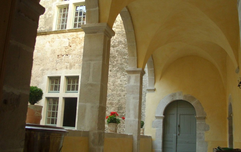 Location de vacances - Château - Manoir à Pégairolles-de-l'Escalette - Galerie 1er étage
