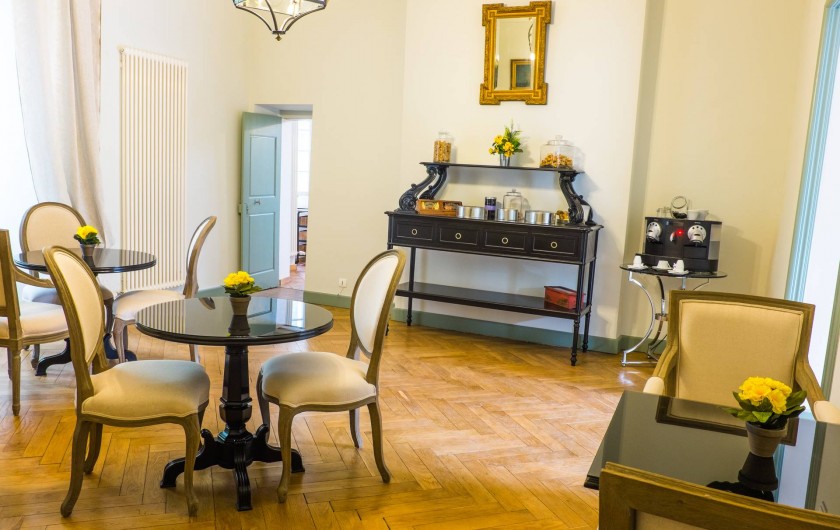 Location de vacances - Chambre d'hôtes à Saint-Félix-de-Pallières - Salle petit déjeuner