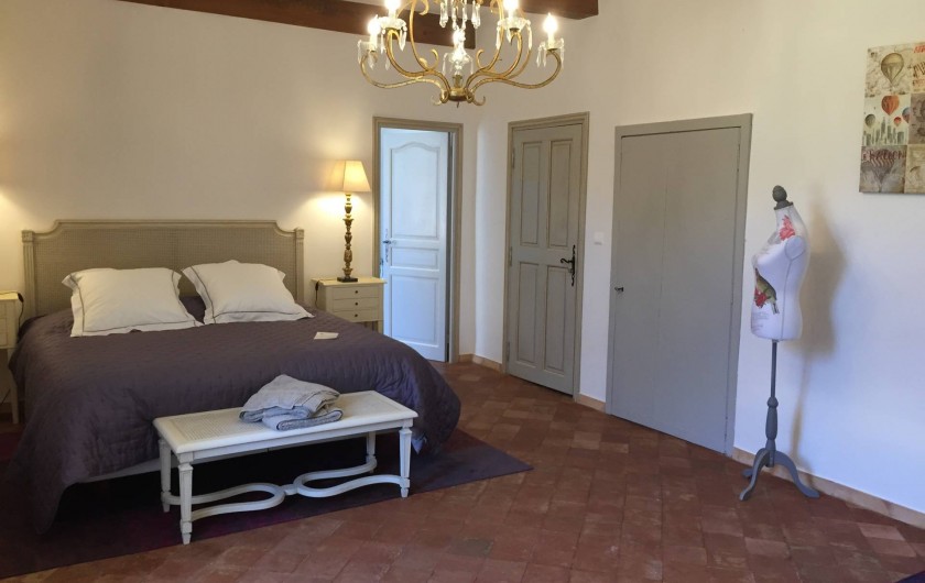 Location de vacances - Chambre d'hôtes à Saint-Félix-de-Pallières - Chambre Cyprès