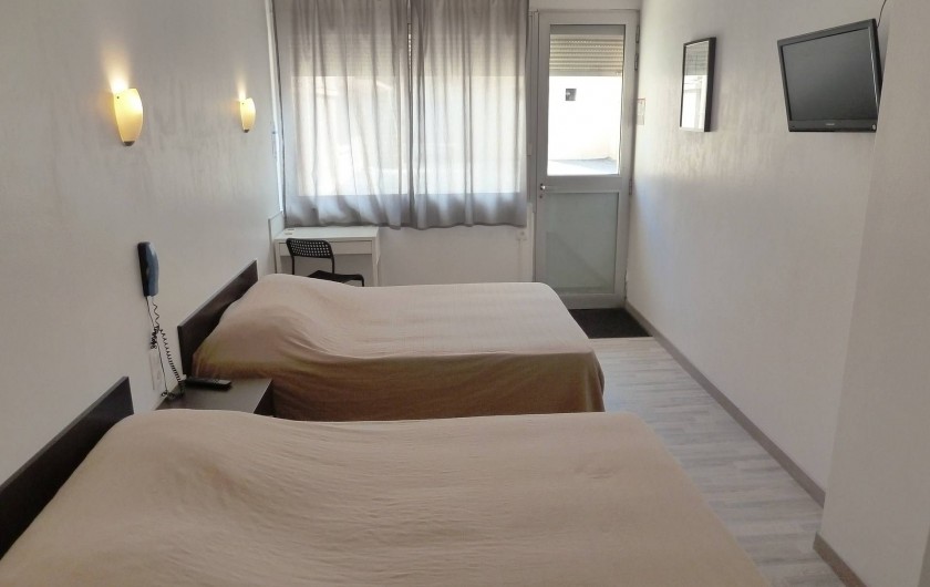 Location de vacances - Hôtel - Auberge à Frontignan - Chambre Double en rez-de-chaussée avec terrasse.