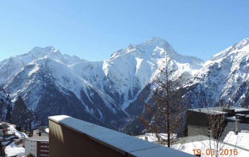 Location de vacances - Studio à Les Deux Alpes - vue du balcon