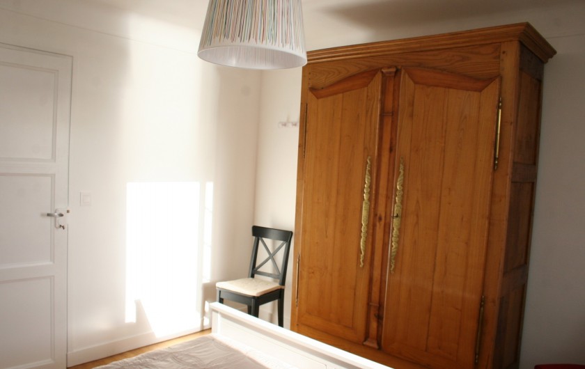 Location de vacances - Appartement à Saint-Malo - La chambre coté mer