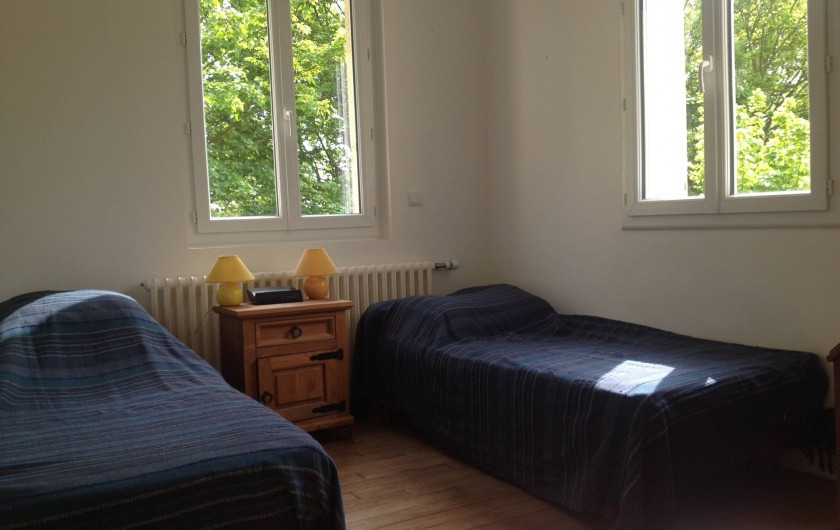Location de vacances - Maison - Villa à Dieppe - Cette chambre peut être aménagée avec 1 lit double ou 2 lits simples