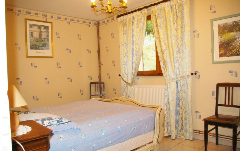 Location de vacances - Appartement à Thannenkirch - "LE CERISIER" Chambre lit 1,60 x 1,90