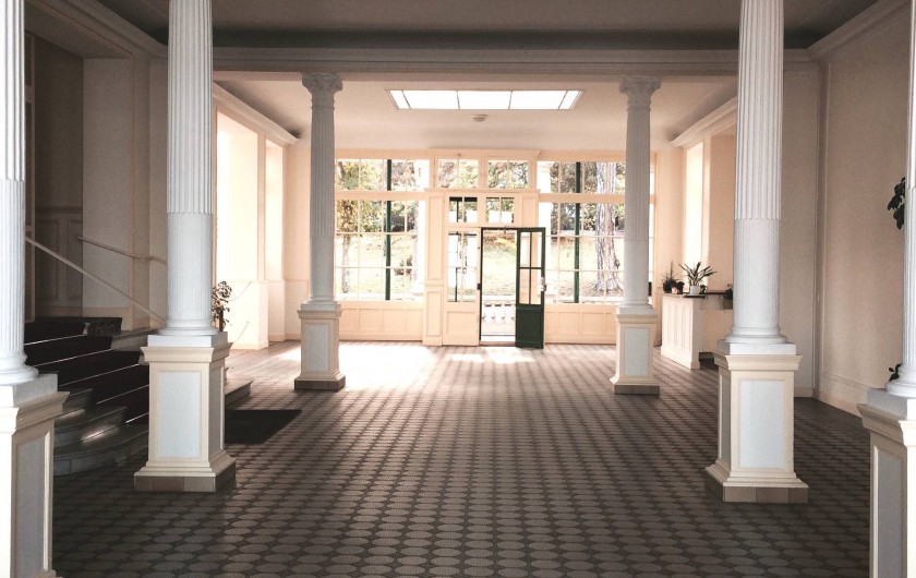 Location de vacances - Appartement à Dinard - hall d'entrée