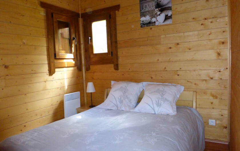 Location de vacances - Chalet à Pompiey - chambre parentale