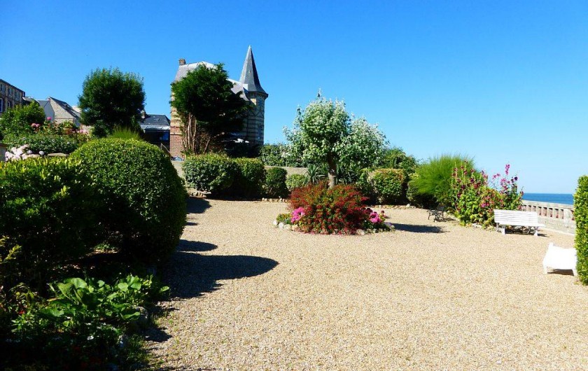 Location de vacances - Appartement à Villerville - jardin terrasse privatif