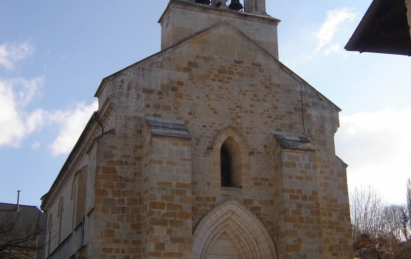 Location de vacances - Villa à Azerat - Eglise Notre Dame de l'Assomption 