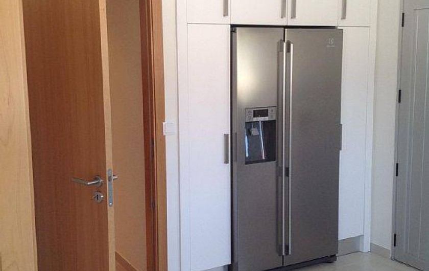 Location de vacances - Villa à São Martinho do Porto - Frigo américain et nombreux rangements