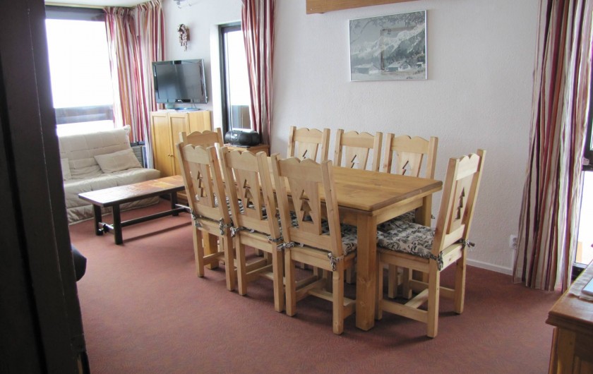 Location de vacances - Appartement à Les Menuires - séjour vu de l'entrée