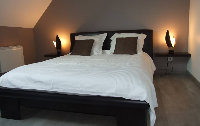 Location de vacances - Maison - Villa à Annecy - Gite n° 2 Chambre lit 140