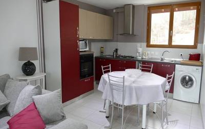 Location de vacances - Maison - Villa à Annecy - Gite n° 1 Cuisine ouverte sur salon