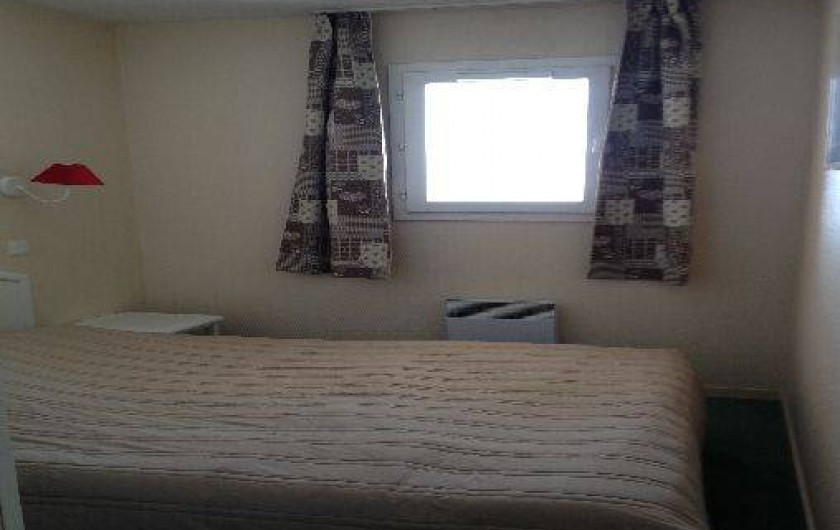 Location de vacances - Appartement à Valmeinier - Chambre parentale grand lit 