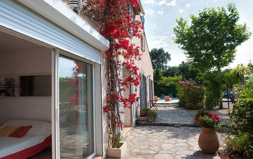 Location de vacances - Villa à Les Issambres - exterieur du studio