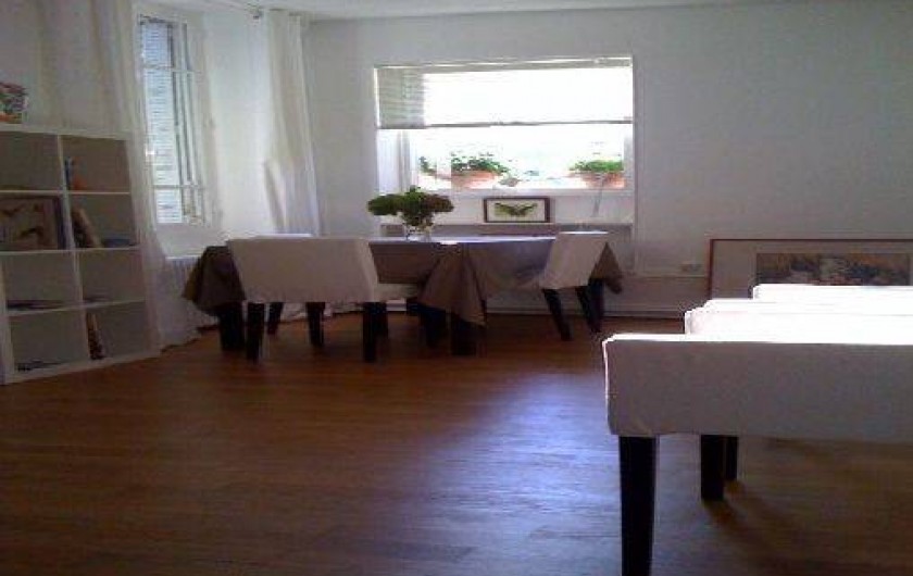 Location de vacances - Maison - Villa à Dijon - Coin salon/salle à manger