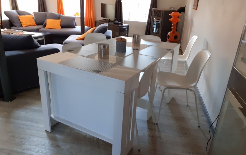 Location de vacances - Appartement à Beaune - Espace repas pouvant convenir à 12 personnes