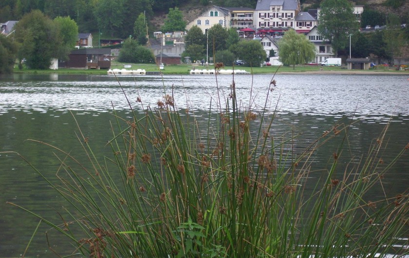 l'hotel face au lac