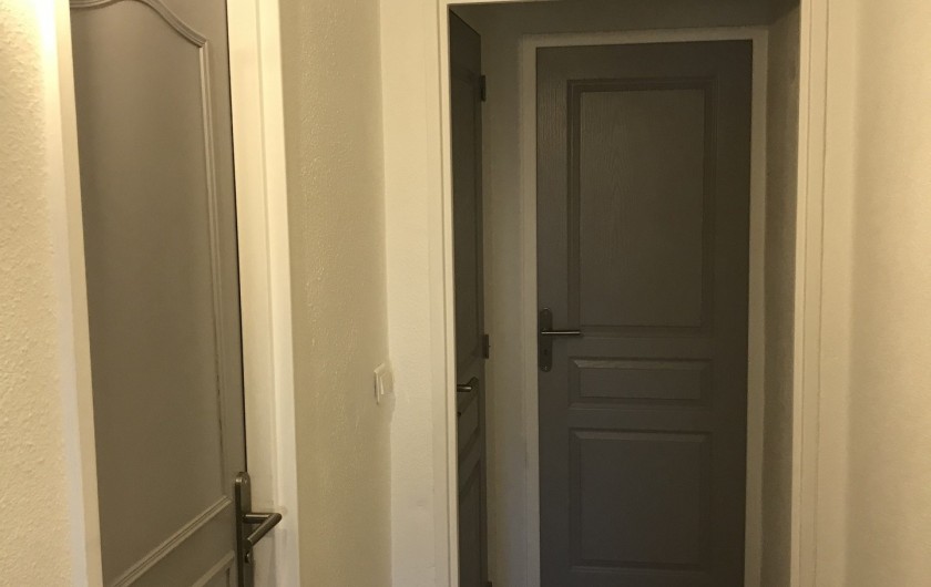 Location de vacances - Appartement à Gruissan - Couloir