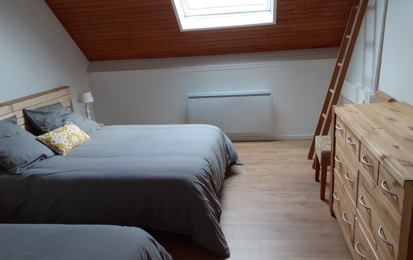 Location de vacances - Gîte à Chastreix - CHAMBRE FAMILIALE