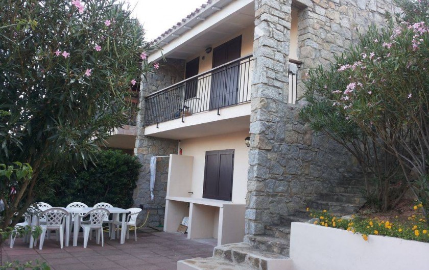Location de vacances - Maison - Villa à Solanas - Dalle ore 12 la casa e' tutta in ombra