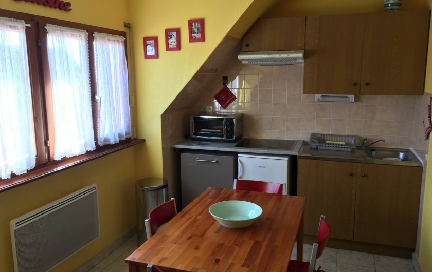 Location de vacances - Appartement à Orschwiller - Cuisine du Gite Coté jardin