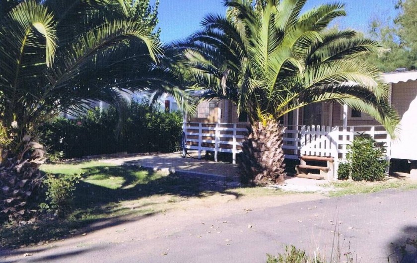 Location de vacances - Camping à Vias - parcelle 200m²  du Mobil home