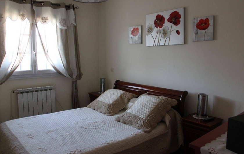 Location de vacances - Villa à Monteux - CHAMBRE 1 chambre lit 2 personnes 140X190