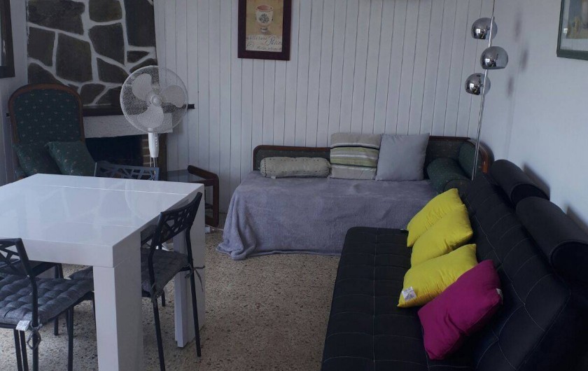 Location de vacances - Villa à Lloret de Mar - salle a manger  et salon