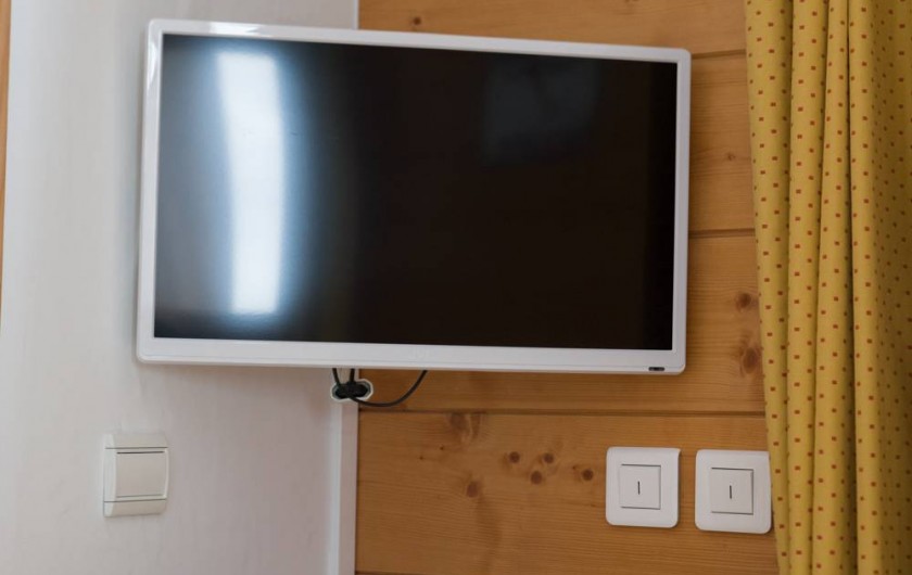 Location de vacances - Appartement à Les Carroz d'Arâches - téléviseur  lecteur dvd
