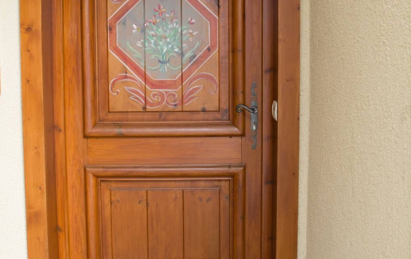 Location de vacances - Appartement à Les Carroz d'Arâches - porte entrée