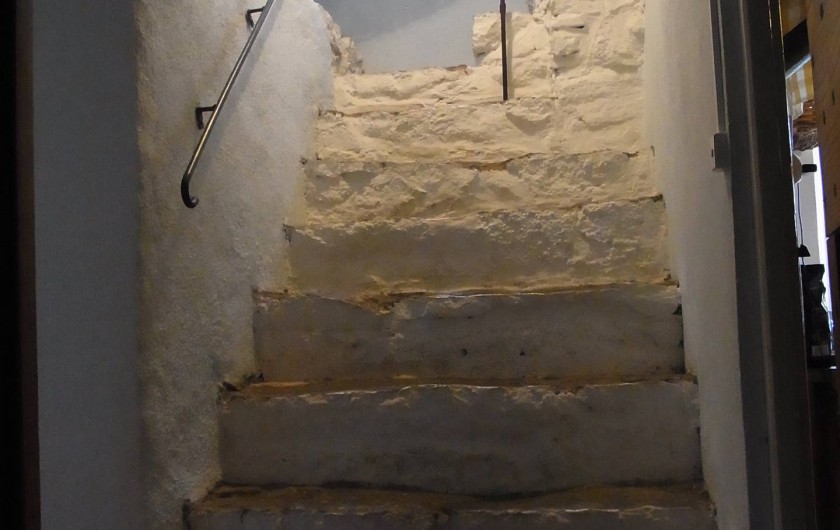 Location de vacances - Mas à Saint-Roman-de-Codières - Les escaliers