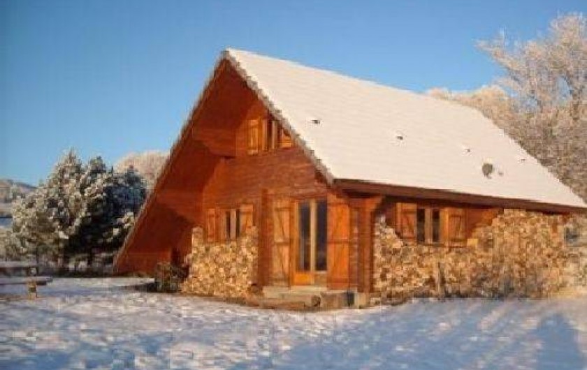 Location de vacances - Chalet à Chambon-sur-Lac