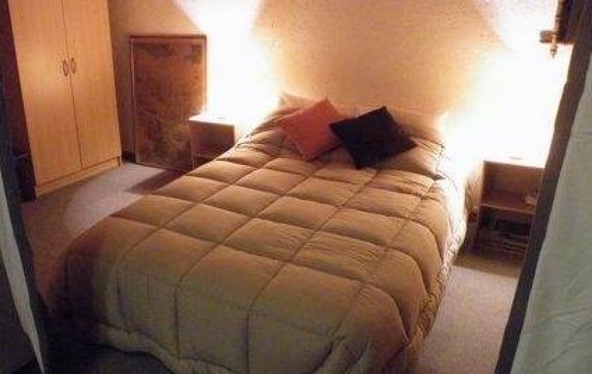 Location de vacances - Appartement à Les Angles - Espace chambre sous mezzanine