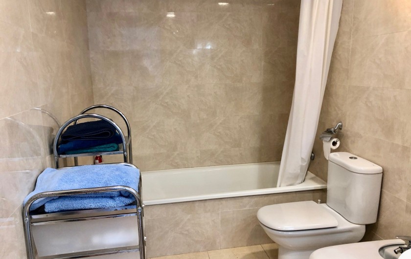 Location de vacances - Appartement à Peníscola - Vue (1) Salle de bain