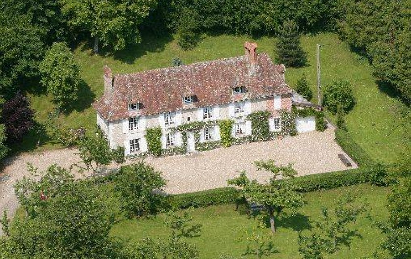 Location de vacances - Château - Manoir à Le Mesnil-sur-Blangy - Vue du ciel