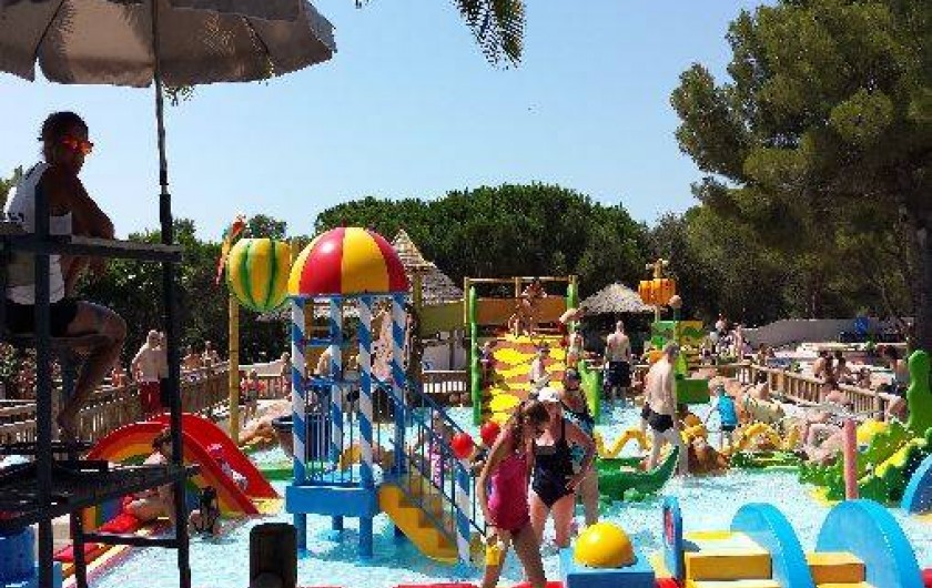 Location de vacances - Camping à Fréjus - Bassins La Baume