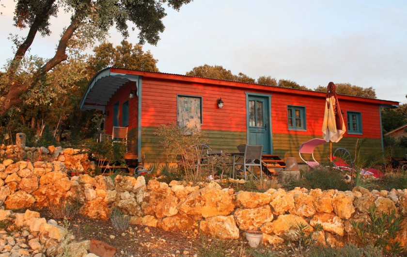 Location de vacances - Roulotte à Aniane - roulotte Boémia