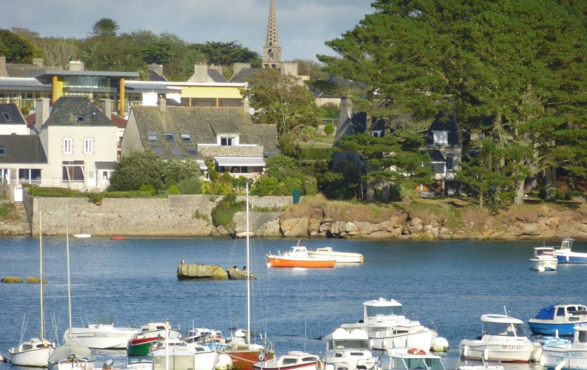 Location de vacances - Gîte à Brélès - Petite vue du port de Lanildut.