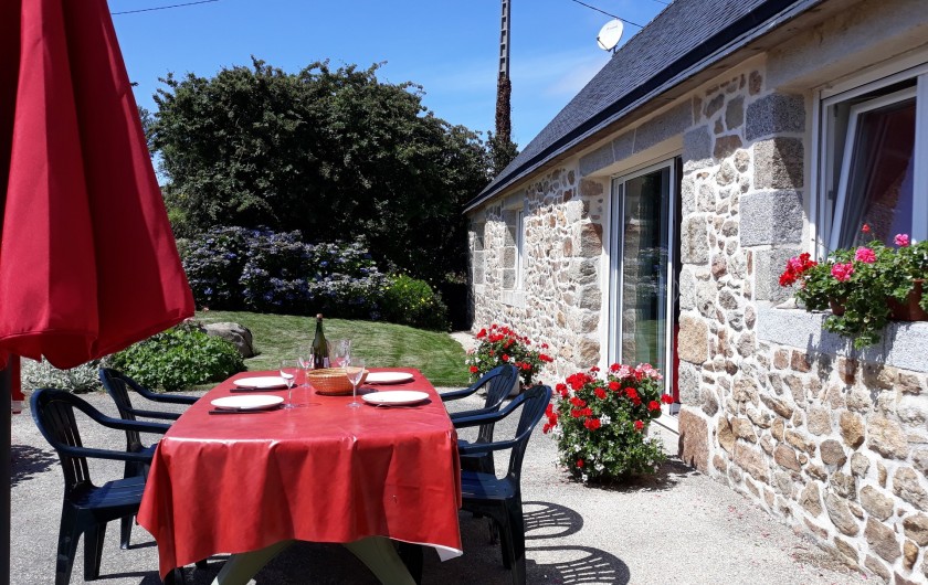 Location de vacances - Gîte à Brélès - Plaisir de manger dehors!