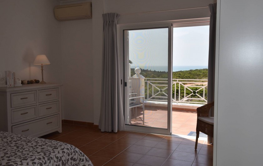 Location de vacances - Villa à Raposeira - Chambre 3 avec terrasse  vue mer et parc naturel