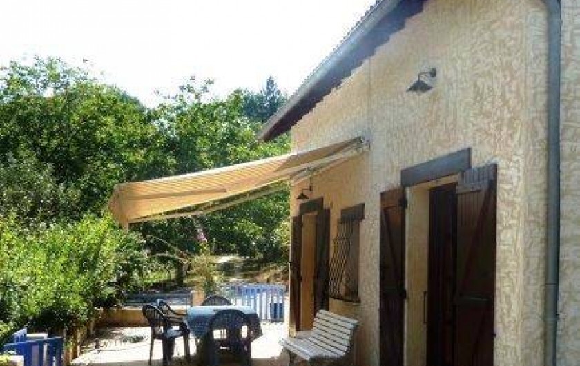 Location de vacances - Gîte à Terrasson-Lavilledieu - TERRASSE