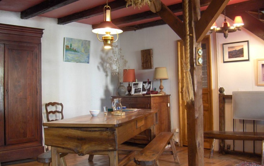 Location de vacances - Gîte à Le Falgoux - Table auvergnate