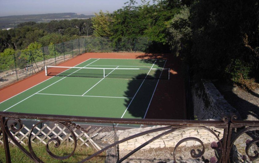 Location de vacances - Villa à Aix-en-Provence - Tennis, avec éclairage