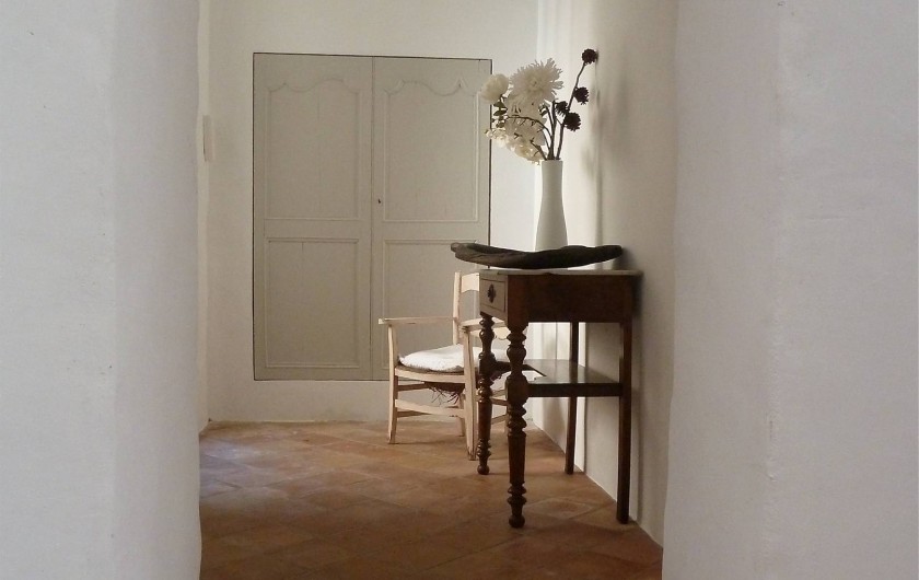Location de vacances - Appartement à Lagrasse - Le hall d’entrée